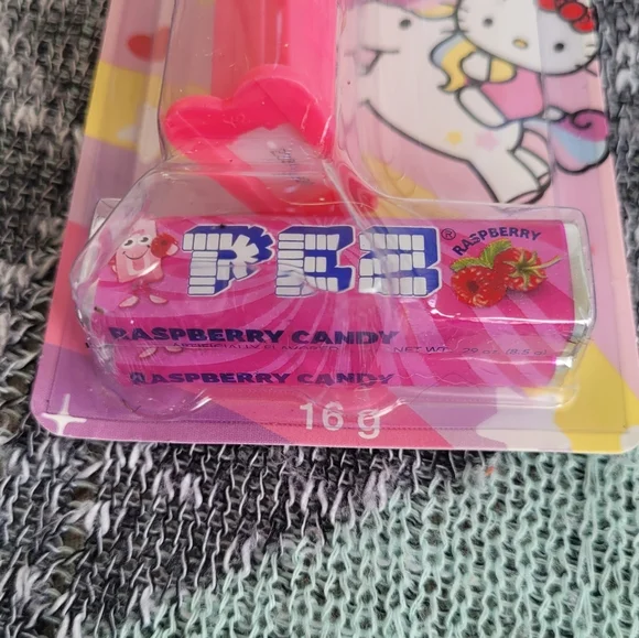 Hello Kitty PEZ Dispenser - Pink - Picture 3 of 6